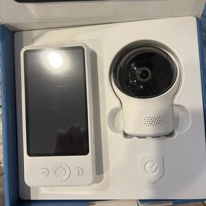 Eufy Spaceview Pro Baby Monitor and Screen